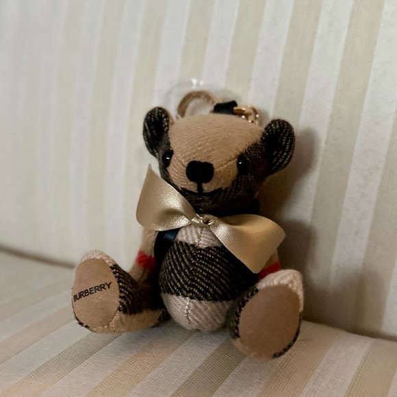 Burberry Bear Keychain with tags - Picture 2 of 6